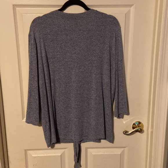 Grey marled tie waist cardigan sweater. - Picture 2 of 5